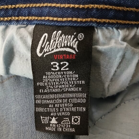 California Vintage Jeans Size 32 Slim Straight Blue Denim Stretch Distressed - Picture 9 of 10
